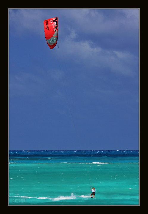 KiteSurferOahu